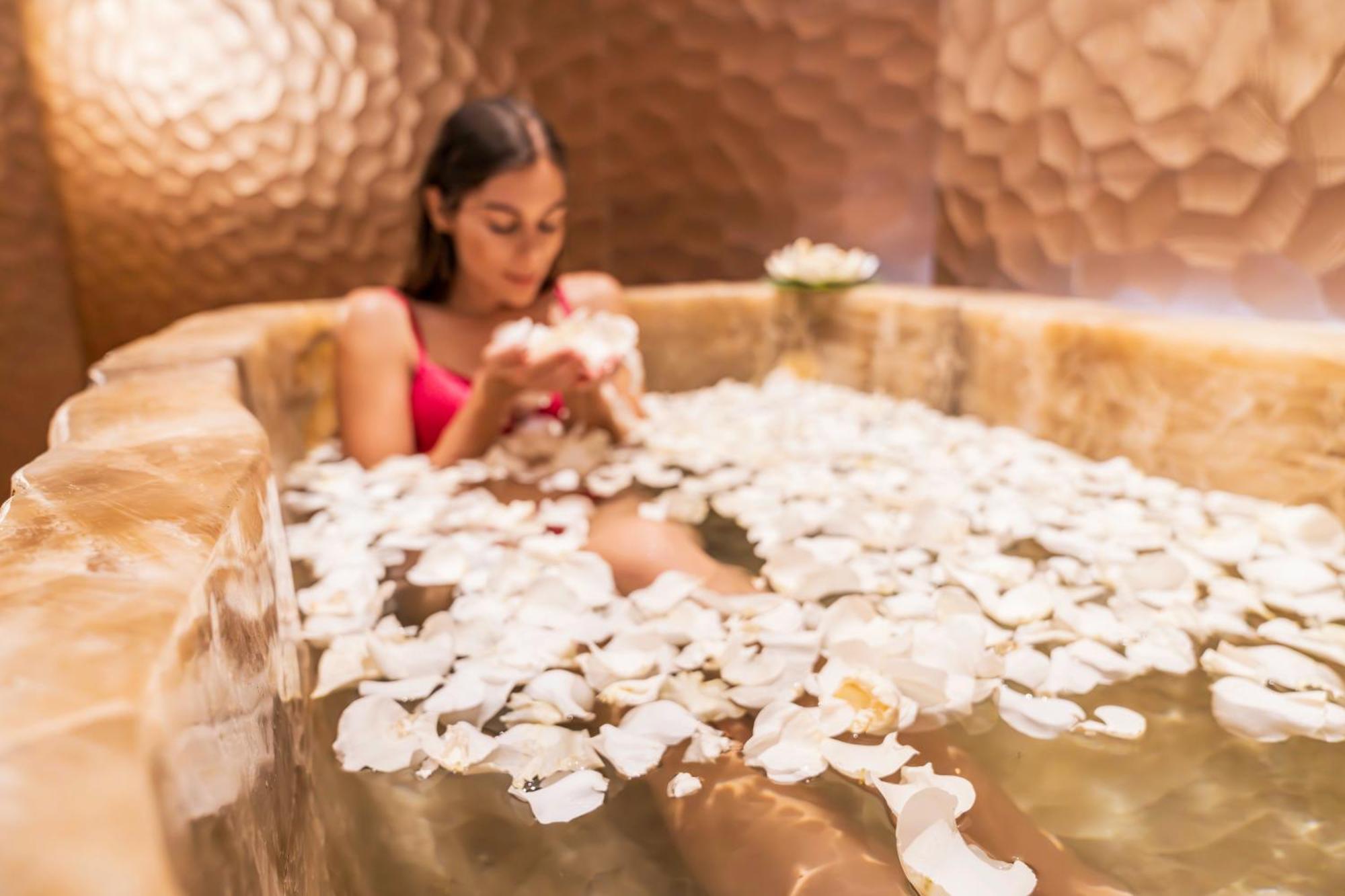 Royal River, Luxury Hotel - Adults Only 아데제 외부 사진